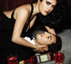 Salma Hayek joaca n Hotel Campari