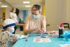 Mega Image și Profi susțin Dăruiește Viață cu 200.000 de euro pentru a îmbunătăți calitatea vieții pacienților oncologici de la Spitalul Marie Curie