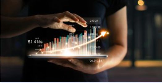 7 din 10 romani vor sa-si imbunatateasca starea financiara in 2022, iar 1 din 2 spun ca cel mai mult vor sanatate. Studiu Reveal Marketing Research.