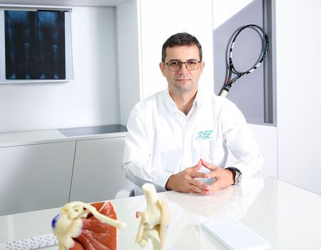 Responsabilitate pentru alergatori. Dr. Ion Bogdan Codorean recomanda alergatorilor la maraton testul de efort si talonetele