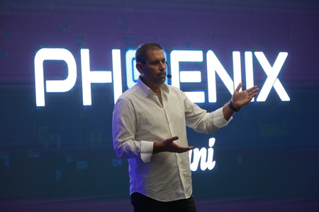 Surse: Licitatie outdoor digitala Phoenix Media. Compania reia licitatiile DOOH, cu campanii de 5.000 de euro net si pornire de la 1.000 de euro