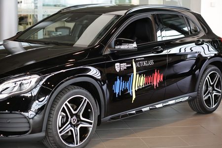 Autoklass Grup este partener al Echipei Nationale de fotbal a Romaniei