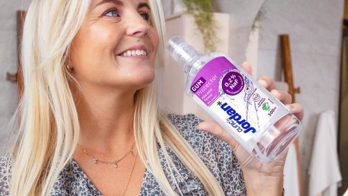 Jordan desfășoară campania „ZÂMBETE DE PRIMĂVARĂ” pentru a celebra Ziua Mondială pentru Îngrijire Orală