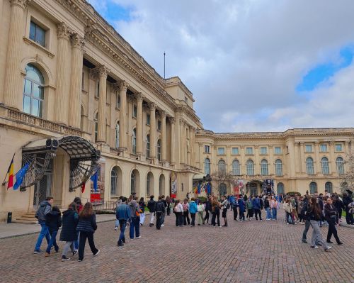 UniCredit Bank prezintă BDF Young și BDF Professional, două dintre formatele Bucharest Design Festival 